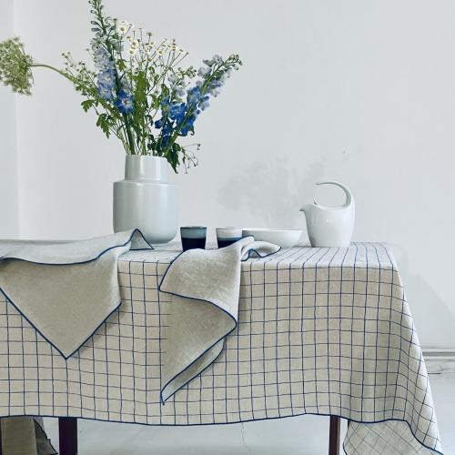 Obrus lniany granatowa kratka GRID